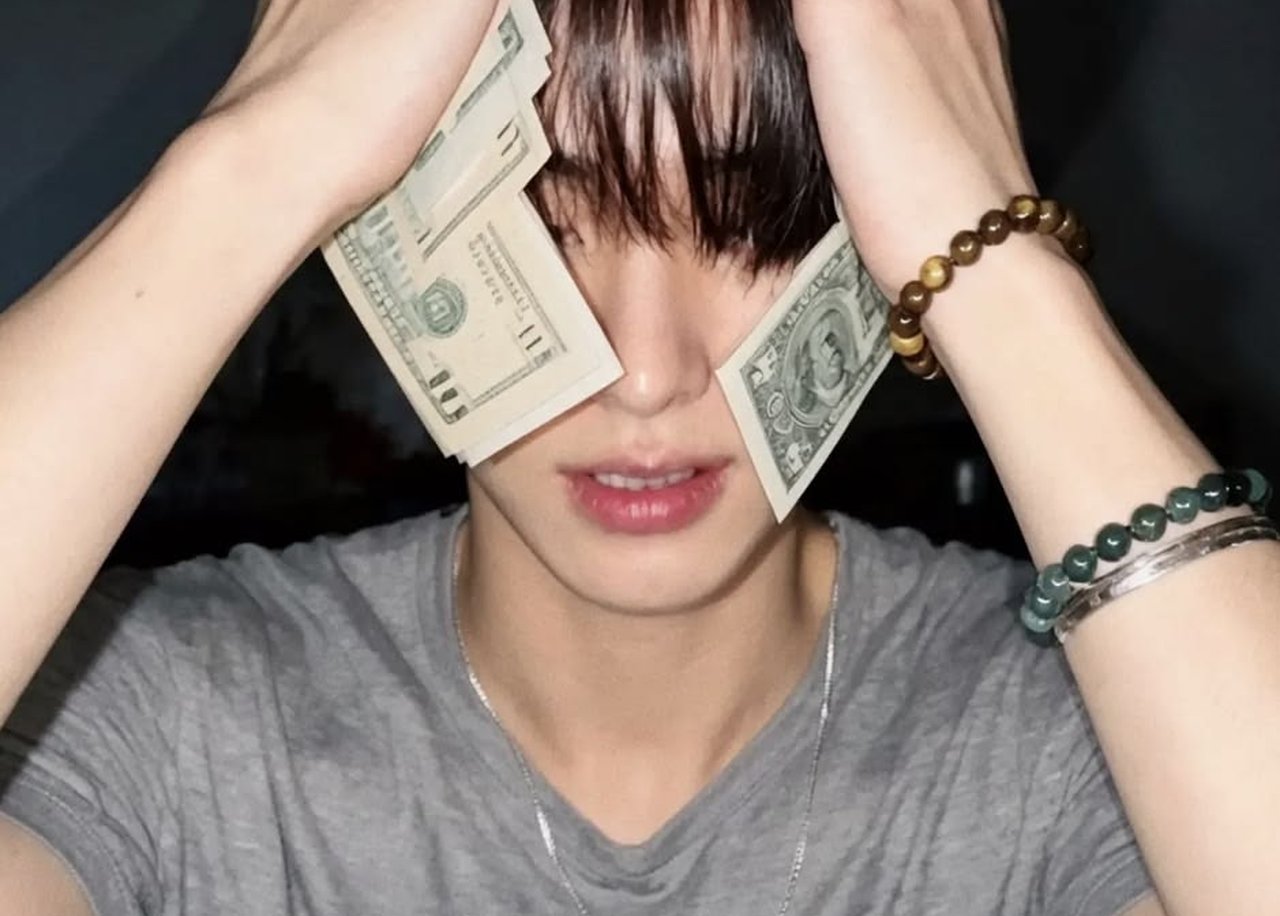 Eren in a candid photo